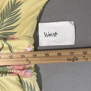 IMAN Maxi Dress Size Medium Petite Yellow Tropical Floral Summer Vacation Resort thumbnail 11
