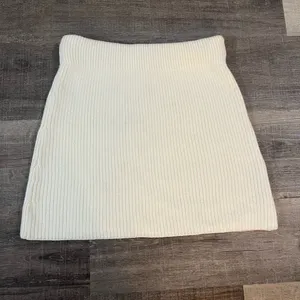 ZARA ribbed knit mini skirt thumbnail 3