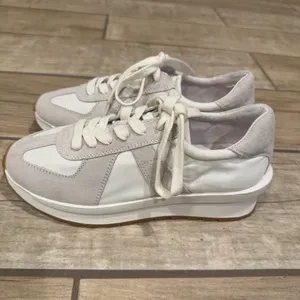 Retro-Inspired Sneakers Casual Shoes Runners Office Sport Shoes Fashion Sneakers thumbnail 2
