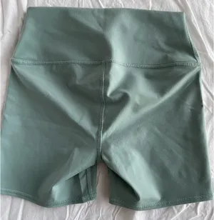 Alo Yoga Airbrush High-Waisted Biker 5" Shorts M thumbnail 4