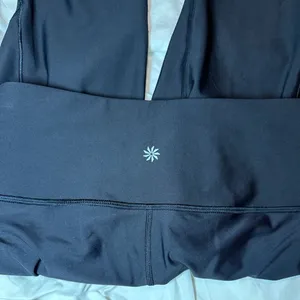 Athleta leggings, size S, black, with pocket and logo detail thumbnail 5
