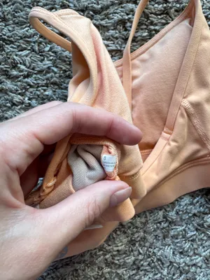 Lululemon Sports Bra thumbnail 4
