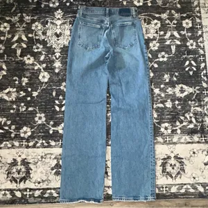 Abercrombie & Fitch Women's Light Blue 90a relaxed Straight-Leg Jeans thumbnail 2