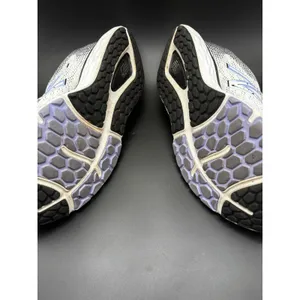 New Balance Fresh Foam 880v10 Womens 9.5 White Blue Running Shoes W880W10 thumbnail 3