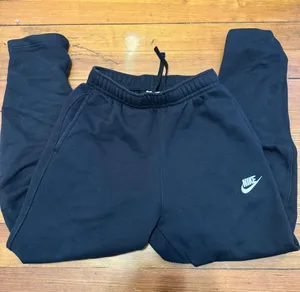 Nike Sweatpants thumbnail 1