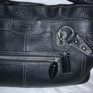 Coach Penelope M0949 F14686 Black Pebble Leather Vintage Satchel Purse thumbnail 2
