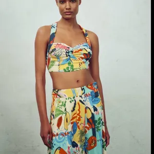 🆕 2026 ZARA Floral Multicolor Women's Crop Top thumbnail 2
