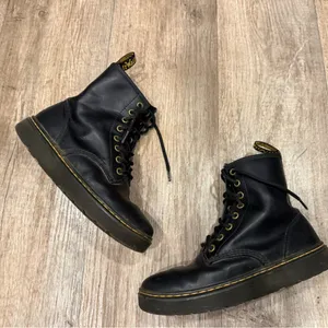 DR. MARTENS Boots ZAVALA COMBAT BOOT black leather lace up moto grunge Platform thumbnail 4