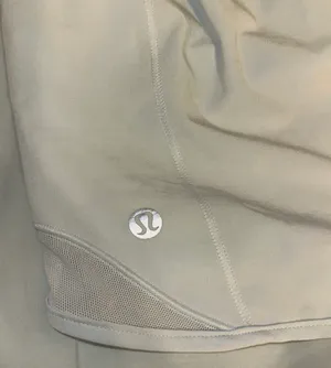 Lululemon Shorts thumbnail 4