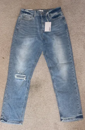 Buckle Skeeter Stretch Boyfriend Jeans thumbnail 2