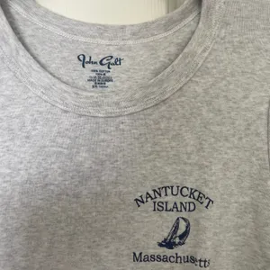Brandy Melville baby tee  thumbnail 2