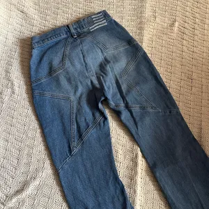 Jeans thumbnail 3