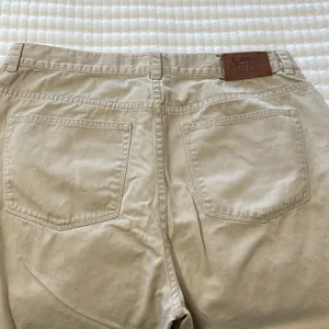 Lauren Ralph Lauren Khaki 5-Pocket Capri Pants 21" Inseam Size 12 thumbnail 5