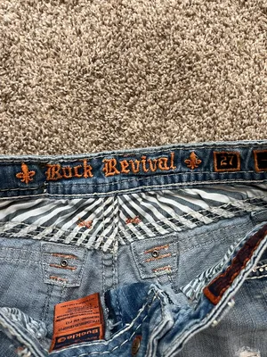 Rock Revival Y2K Denim Capris Ultra Low Rise McBling Bedazzled Pockets Size 27 thumbnail 4