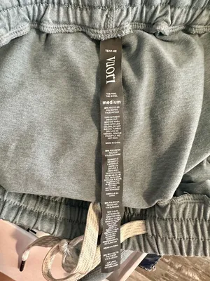 VUORI - Women’s Boyfriend Shorts - NWOT! thumbnail 6