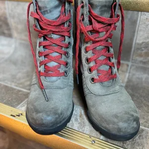 Sorel Women's Gray and Red Boots thumbnail 3