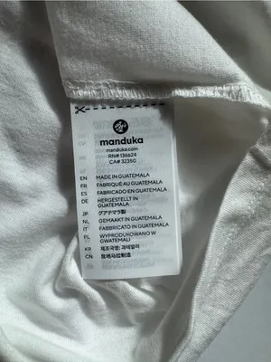 Manduka Performance Yoga Tee White XS NWOT High-Low Split Hem thumbnail 7