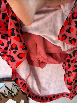 J.Lindeberg Amelie Golf Skort Red Black Animal Print XS thumbnail 8