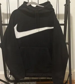 Black Nike Hoodie thumbnail 1