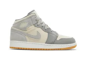 Nike Air Jordan Mid thumbnail 1