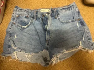Abercrombie The Mom Shorts High-Rise Curve Love thumbnail 1
