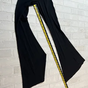 Aerie Offline Real Me Super Flare Crossover Hi-Rise Leggings Womens‎ Small Black thumbnail 5