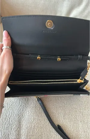 NWT Burberry Henley Leather Crossbody Purse thumbnail 4