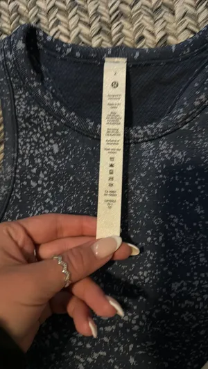 Lululemon Tank thumbnail 5