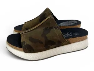 OTBT wayside savanna camo leather platform slides thumbnail 1