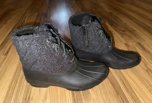 Sperry Saltwater Sherpa Black Duck Boots‎ Women's Size 8.5 EUC thumbnail 1