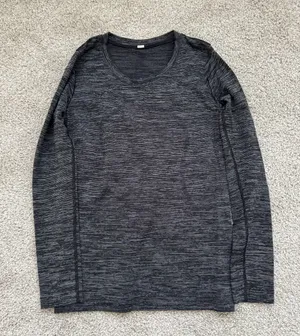 Lululemon Swiftly Tech Long Sleeve thumbnail 1