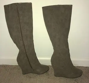 Tan:Olive Wedge Boots Size 9 thumbnail 1