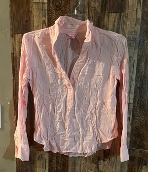 Lilly Pulitzer women long sleeve Women's Button-Up Top size small (112) thumbnail 1