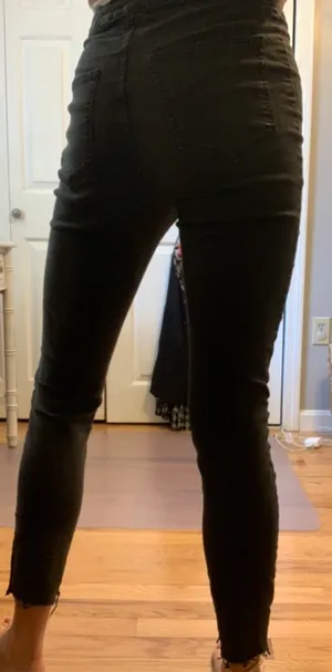 Black Jeans thumbnail 2