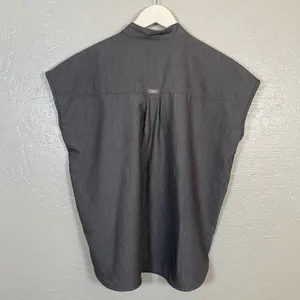 Figs Women S Graphite Gray Rafaela Oversized Scrub Top Shirt V Neck Pockets thumbnail 6