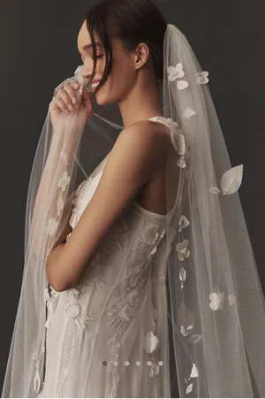 Wedding Veil thumbnail 2