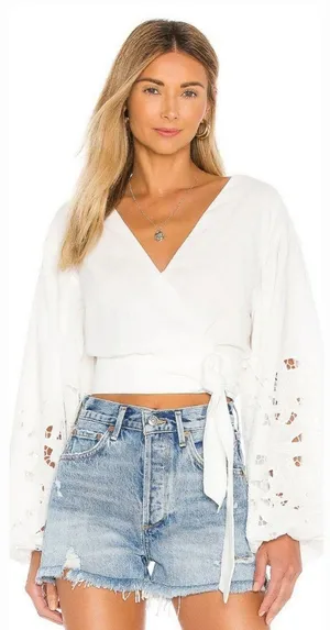 Tularosa Kian Top in White XS thumbnail 1