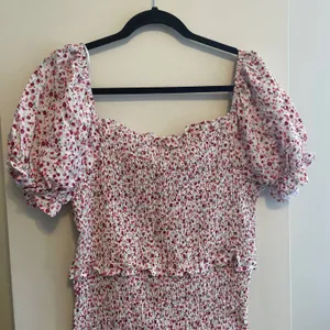 Sweet Rain Pink Floral Smocked Puff Sleeve Dress Size XL thumbnail 4