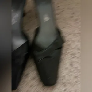 Stylish Black Heels size 7 thumbnail 5