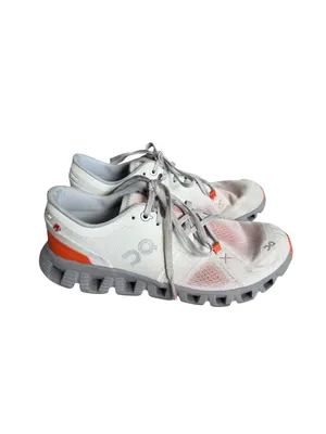ON Cloud Women’s Gray Orange Sneakers Size 6.5 thumbnail 9