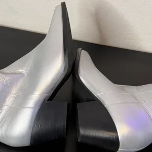 Metallic Silver Knee High Western Boots Womens 8.5 Vegan Leather Western‎ Rodeo thumbnail 13