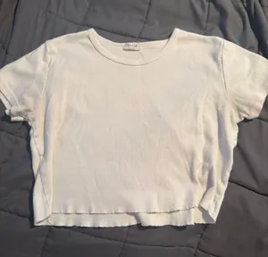 Brandy Melville White Top thumbnail 1