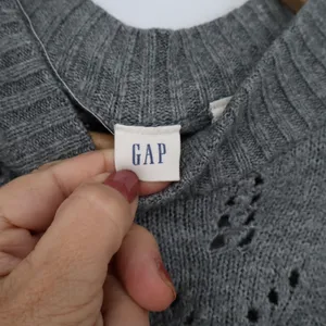 Gap Sweater Womens XS Pointelle Knit Gray Long Sleeve Crew Neck Excellent thumbnail 2