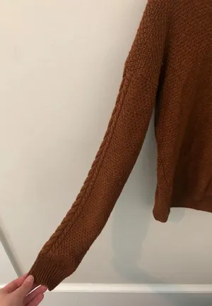 Pink Rose Orange Colored Sweater thumbnail 2