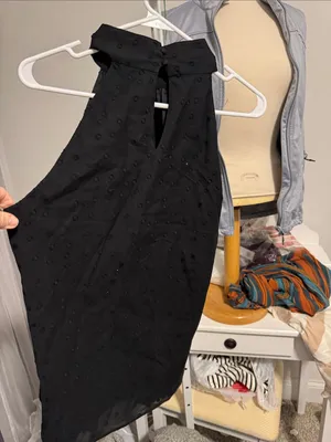 Black Sleeveless Textured Halter tunic thumbnail 4