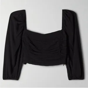 Aritzia Wilfred Lolita Blouse Smocked Cropped Black size Small $110 thumbnail 3