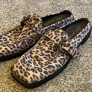 Free People Mazie Mule In Leopard Suede Size 39/ 8.5 thumbnail 1