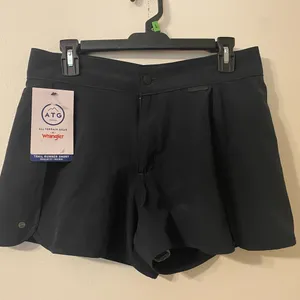 New NWT Womens Wrangler All Terrain Gear Black Shorts‎ Size 10 thumbnail 1