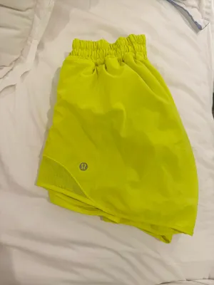 Lululemon Hot Hot Shorts thumbnail 3