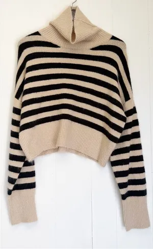 CARLY JEAN LOS ANGELES Turtleneck Sweater Black Tan Stripe Medium thumbnail 1